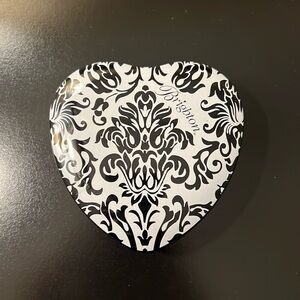 Brighton Heart Tin